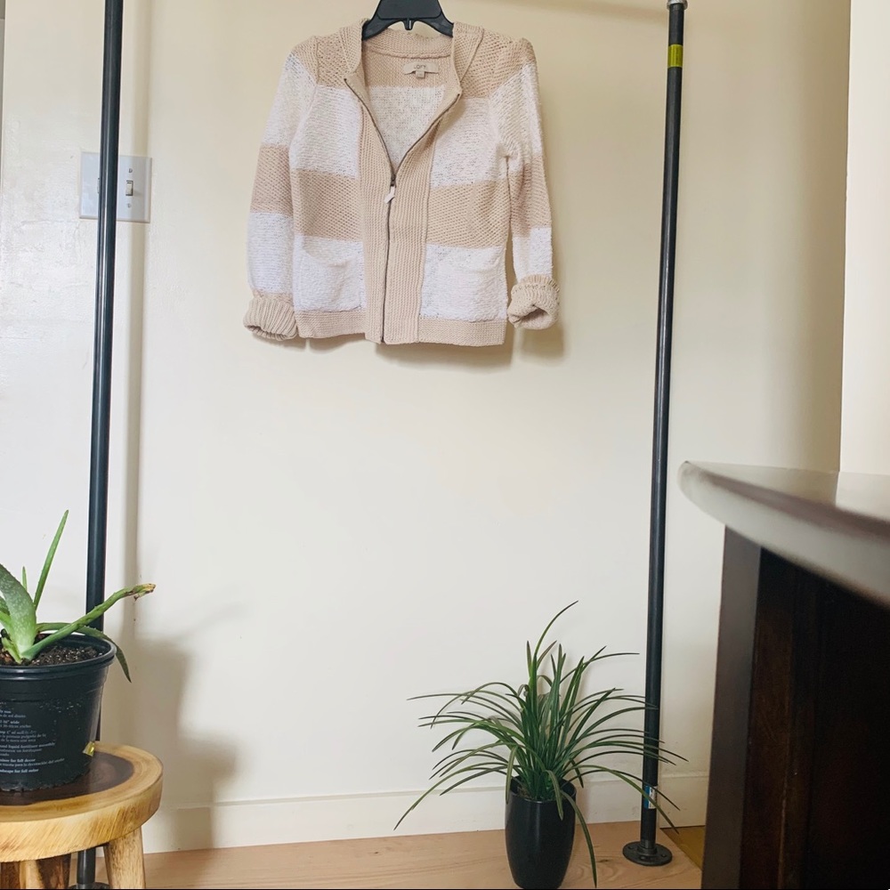 Loft cardigan size small